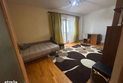 Apartament cu 3 camere decomandat în Nicolina - 2
