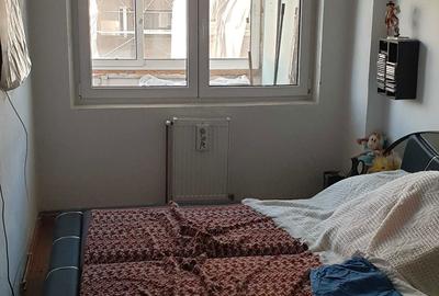 Apartament cu 3 camere decomandat în Central - 2