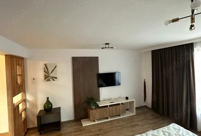 Garsonieră decomandată în Central