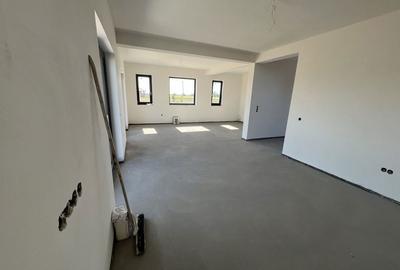 Casă cu 3 camere în Decebal - 4