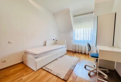 Casă cu 6 camere cu Canalizare în Nord-Est - 12