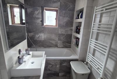 Apartament cu 2 camere decomandat, mobilat în Far - 10
