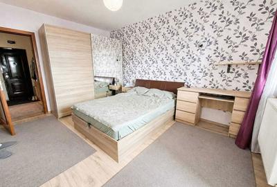 Apartament cu 3 camere semidecomandat în Florești - 1