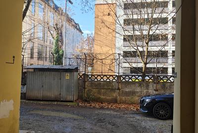 DE VÂNZARE — Spațiu/apartament  la demisol, în centrul orașului - 2