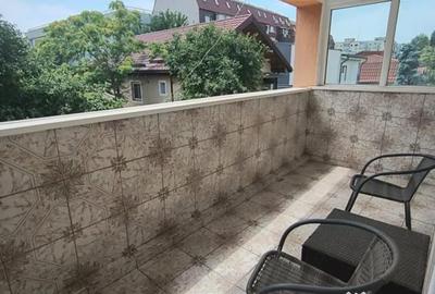 Casă cu 7 camere cu Teren 432 Mp în Fizicienilor - 12