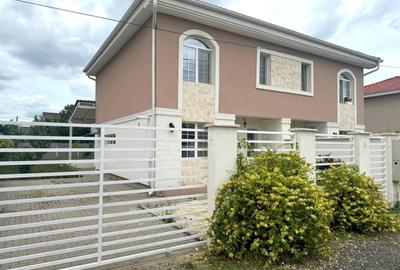 Duplex cu 4 camere cu Canalizare în Moșnița Nouă - 1