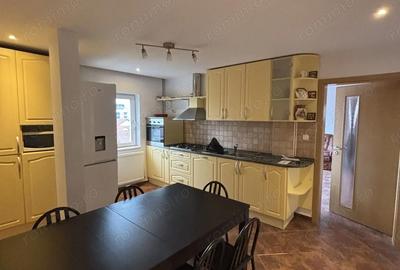 Apartament cu 3 camere semidecomandat în Aradului - 7