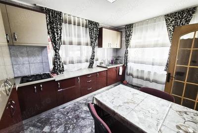 Casă cu 6 camere cu Canalizare în Geamăna - 17