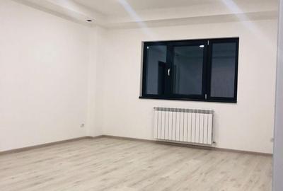 Spațiu comercial, de 100 mp, în Mazepa 2 - 3