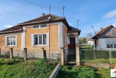 Casa cu teren 14,40 ari in Corod-Culciu jud Satu Mare - 1