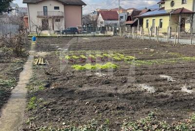 Teren Construcții intravilan de 400 mp, în Central - 2