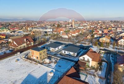 Casa 4 camere-594 mp teren,  construcție noua-Harman - 25