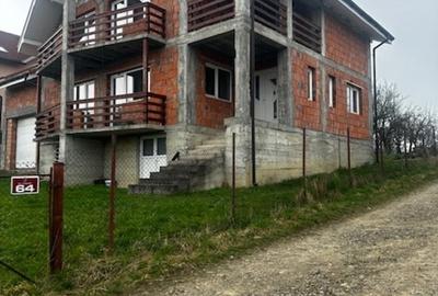 SATU NOU DE JOS, casa D+P+E 300mp , cu teren 21ari! - 28