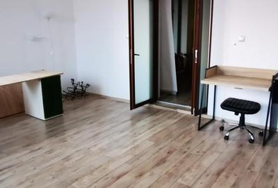Spațiu comercial, de 44 mp, în Brazda lui Novac - 2