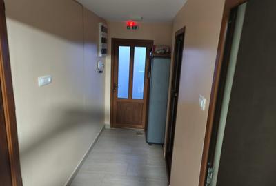 Spatiu comercial de vanzare ,65 mp - 3