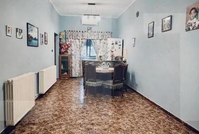 Apartament cu 3 camere decomandat în Central - 11