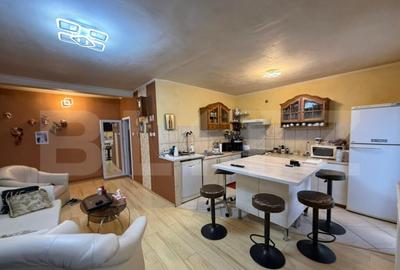 EXCLUSIVITATE -Casa ultracentrala cu 2 apartamente - 9