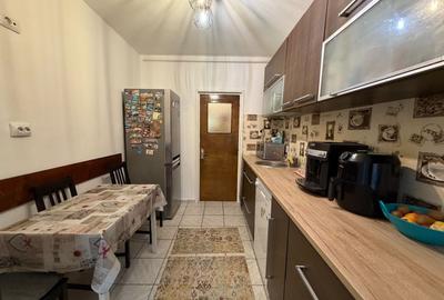 Apartament cu 3 camere, mobilat în Răcădău - 6