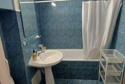 Apartament cu 3 camere decomandat în Astra - 8