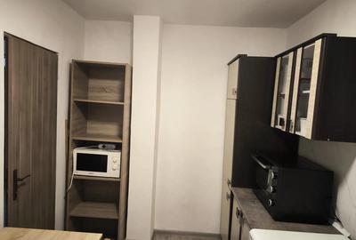 Inchiriez Apartament cu o Camera - 2