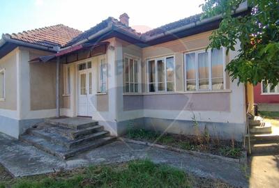 CASĂ DE VÂNZARE , Loc.Carastelec  jud. Sălaj - oportunitate unică! - 6