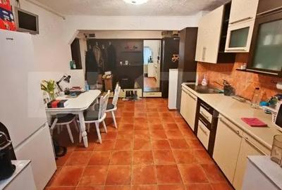 Apartament cu 3 camere semidecomandat în Central - 3