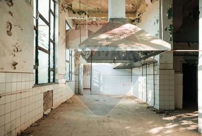 Spa?iu industrial de 1,970 - 10