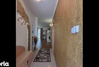 Casă cu 3 camere cu Teren 1008 Mp în Sânmartin - 12