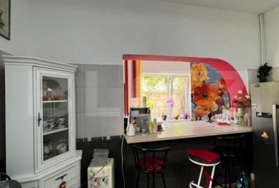 Casă cu 5 camere cu Teren 500 Mp în Central - 9