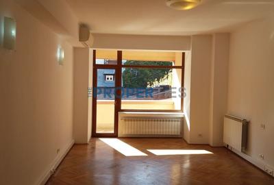 Vila pretabila birouri/clinica in zona Dorobanti - 700mpc - 9
