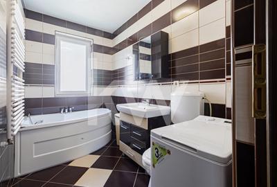 Apartament cu 2 camere decomandat, mobilat în Tractorul - 10