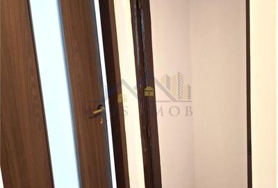 Apartament cu 2 camere decomandat în Micro 5 - 11