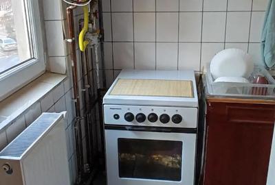 Inchiriez ap 1 cam zona Complex - 4