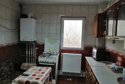 Apartament 4 camere decomandat – Piața Tomis 3 - 6