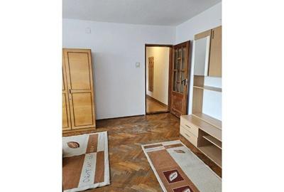 Apartament cu 2 camere în Spitalul Județean