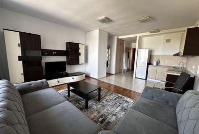 Apartament cu 3 camere decomandat, mobilat în Titan