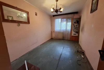 Vanzare apartament 3 camere 49 mp + boxa Progresul / Eroii Revolu?iei - 9