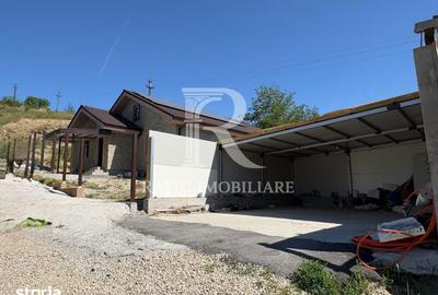 Casă cu 4 camere cu Teren 655 Mp în Central