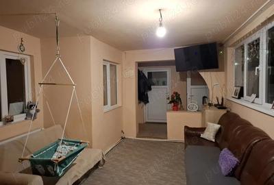 Casă cu 3 camere cu Teren 220 Mp în Episcopia Bihorului - 2