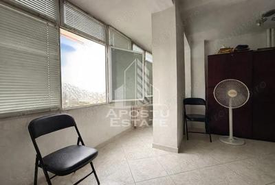 Garsonieră nedecomandată în P-ța Victoriei - 1