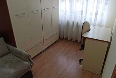Apartament cu 3 camere semidecomandat în Central - 8