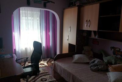 Apartament cu 3 camere decomandat în Central - 3