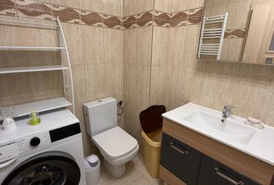 Apartament cu 3 camere decomandat, mobilat în Kamsas - 10