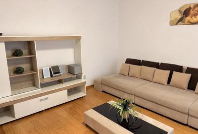 Apartament cu 3 camere decomandat în Micro 5 - 1
