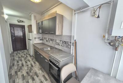 Garsonieră decomandată, mobilată în Astra - 7