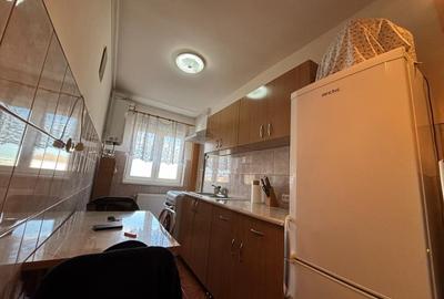 Apartament cu 2 camere decomandat în Vasile Aaron - 4
