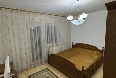 Apartament 3 camere renovat intrare Racadau - 3