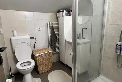 Garsonieră decomandată în Central - 7