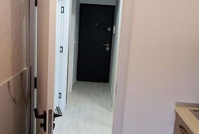Garsonieră decomandată în Micro 20 - 12