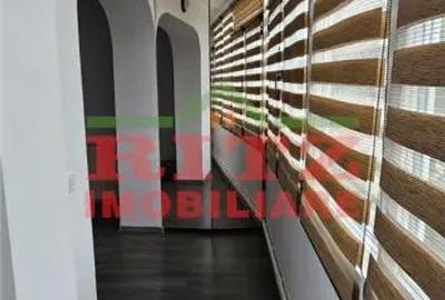 Apartament cu 3 camere decomandat în Central - 9